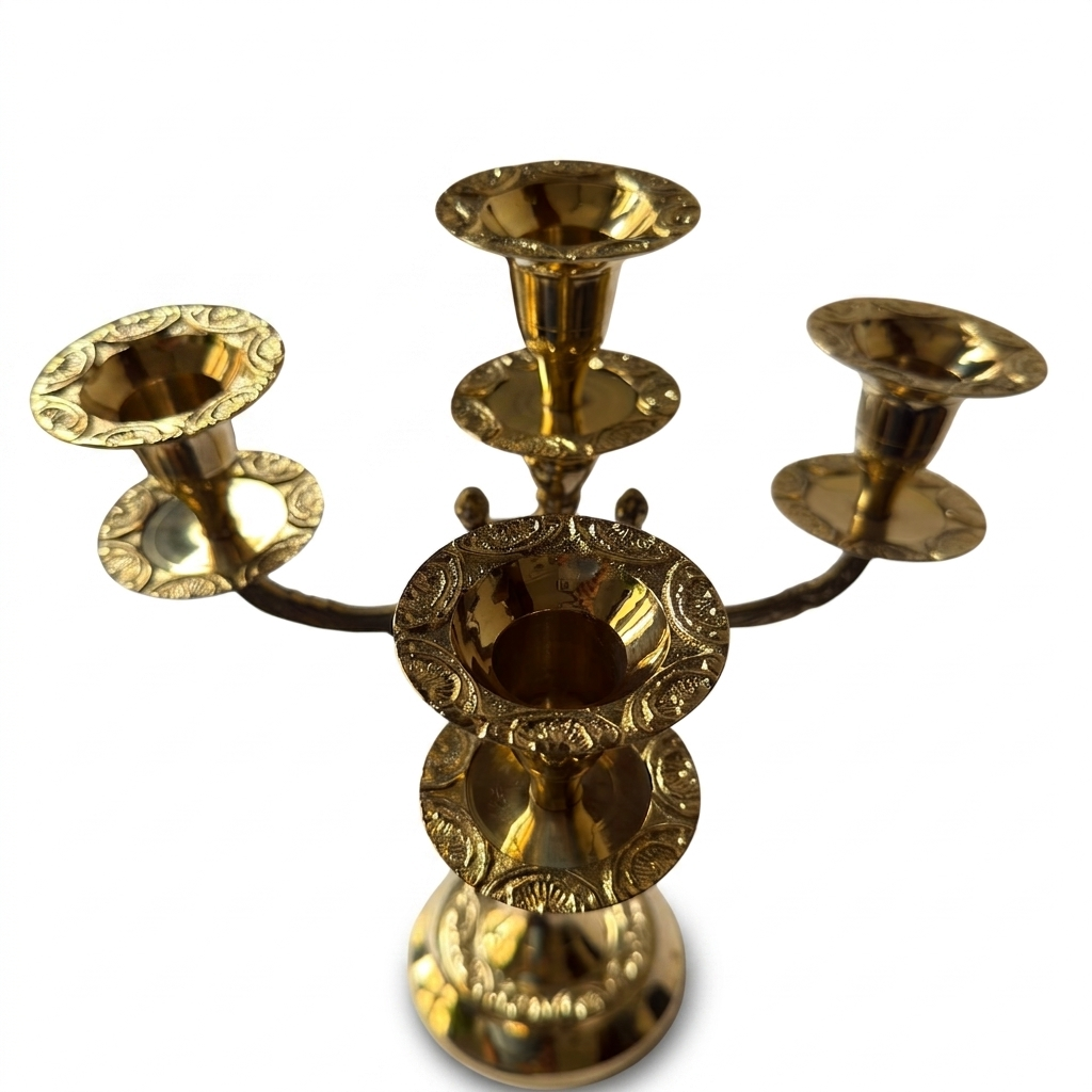 Svarn Studio Brass Candelabra 5-Arm - Lifestyle with Rose Wedding Setting