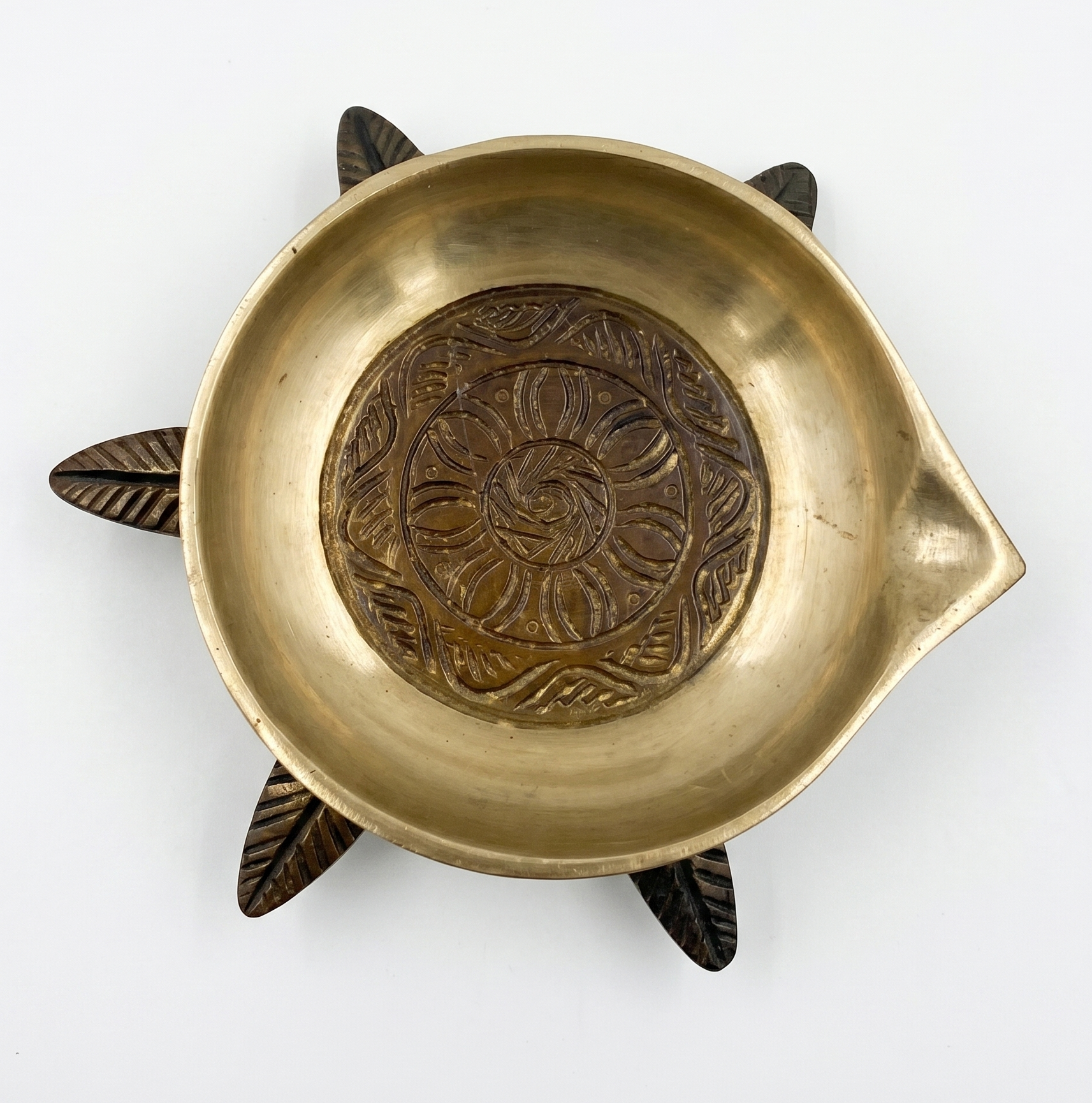 Svarn Studio Brass Tortoise Deepak | Handcrafted Solid Brass Diya on Tortoise Leaf Base | Antique Gold Finish Puja Lamp for Home Mandir, Diwali Décor & Gifting