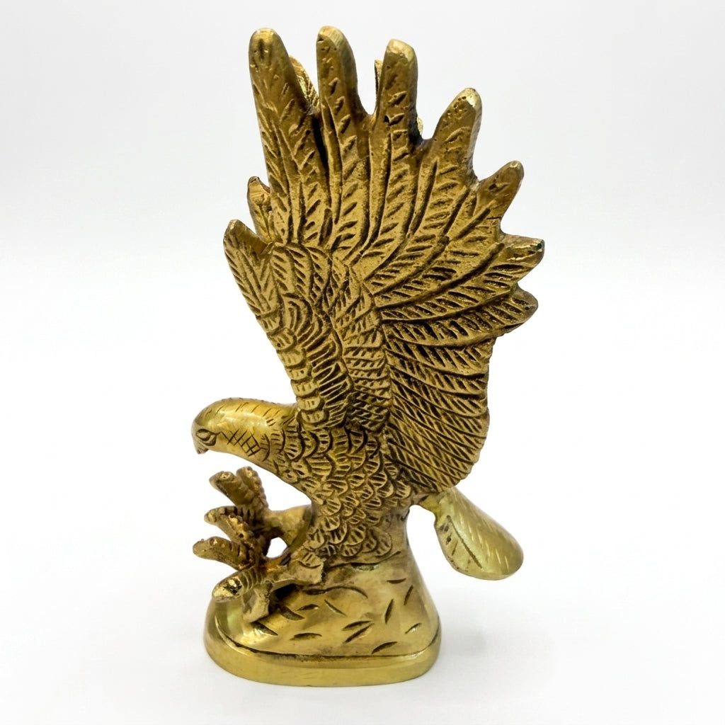 Svarn Studio Brass Eagle Figurine | Landing Pose | Antique Gold | 15 cm