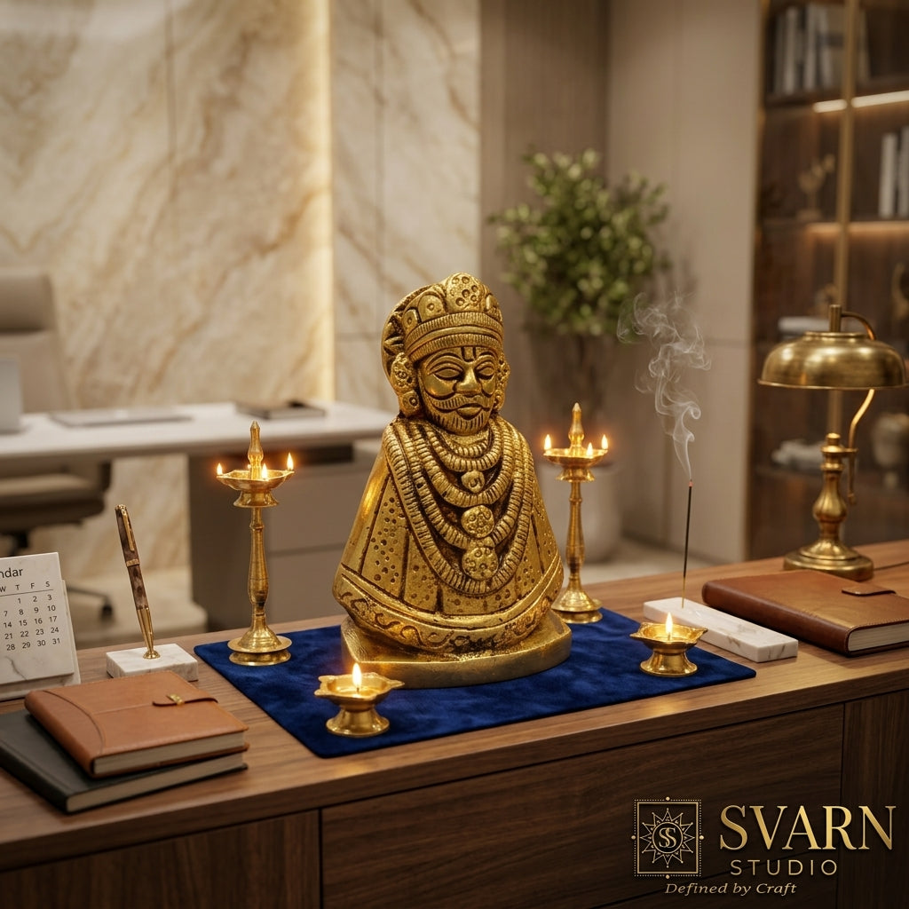 Svarn Studio Khatu Shyam Ji Brass Idol, Premium Spiritual Home Décor Statue, Antique Golden Finish, 8 cm x 5 cm, Hindu Religious Figurine for Home & Office