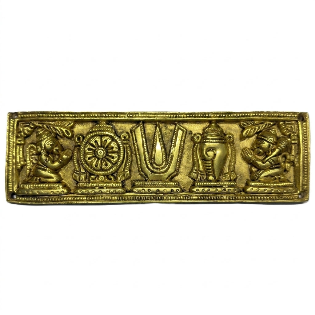 Svarn Studio Brass Padam Shankh Chakra Plate - Front view on white background showing full composition: Garuda devotee, Sudarshana Chakra, Namam, Shankha, Purna Kalash, Hanuman devotee