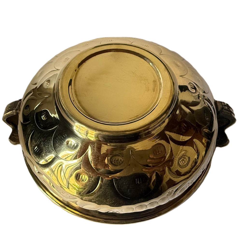 Svarn Studio Brass Urli Bowl, Traditional Kerala Style, Hand-Etched Floral & Fruit Motifs, Gold Finish, Sculpted Handles, 24 cm, Decorative Centrepiece